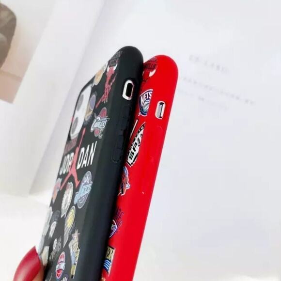 IPhone case, colors black and red, new - Picture 5 of 6